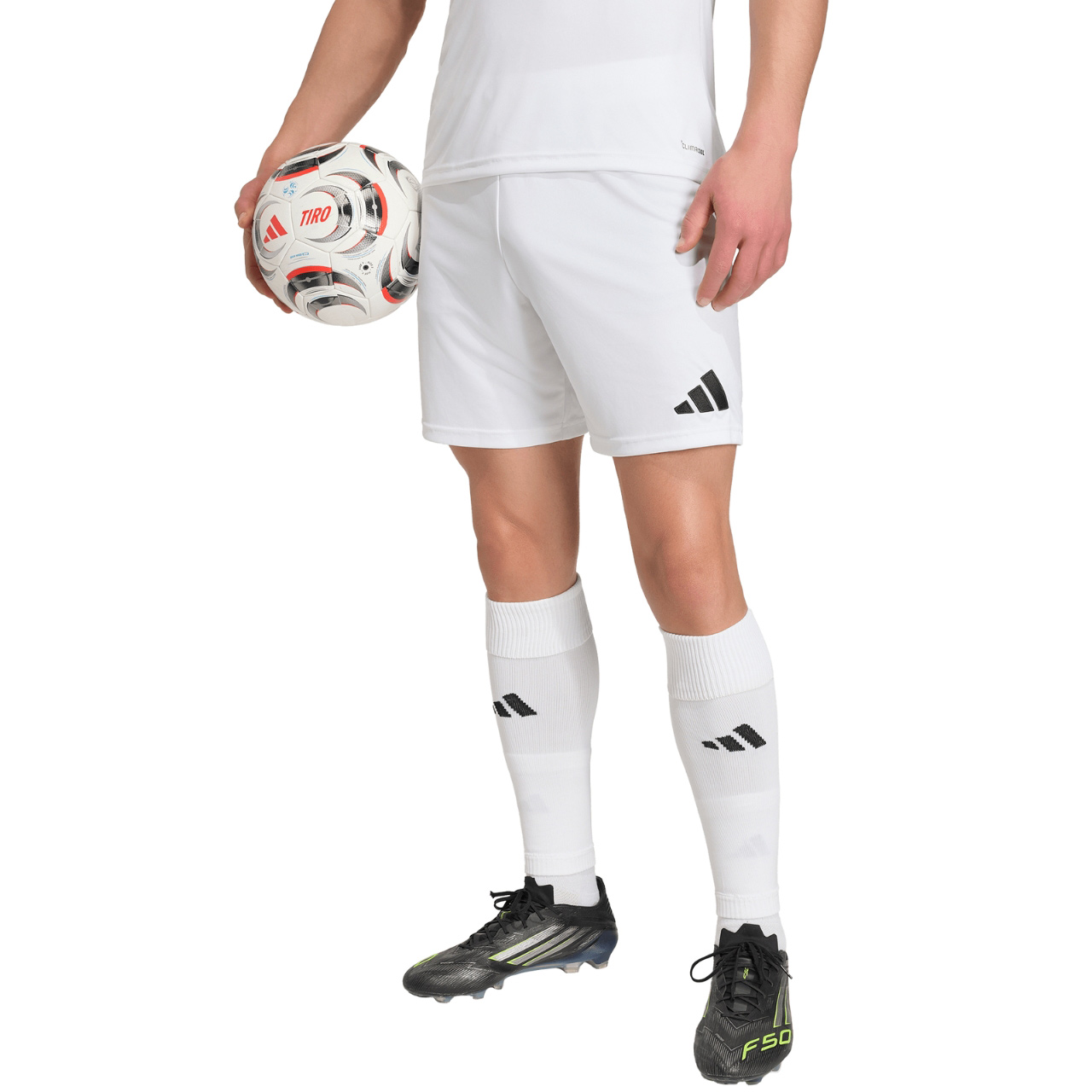 Spodenki męskie sportowe z nadrukiem herbu klubu - Adidas Entrada 26